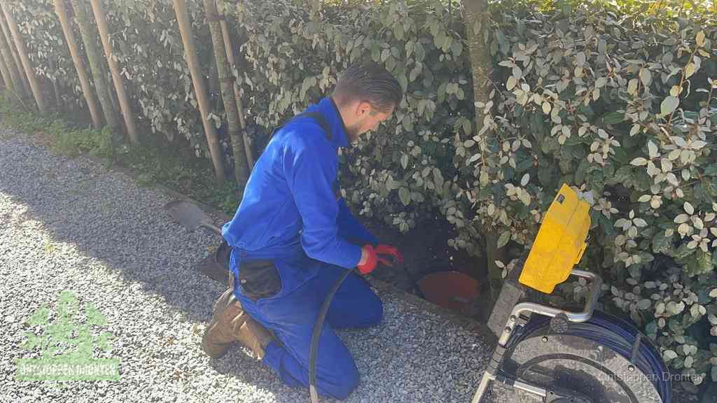 Werkwijze riool ontstoppen in Dronten